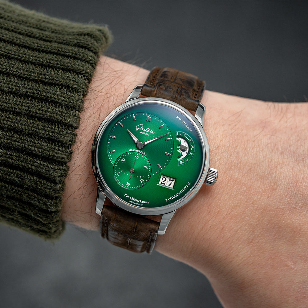 PanoMaticLunar Green 40mm - Stainless Steel on Strap