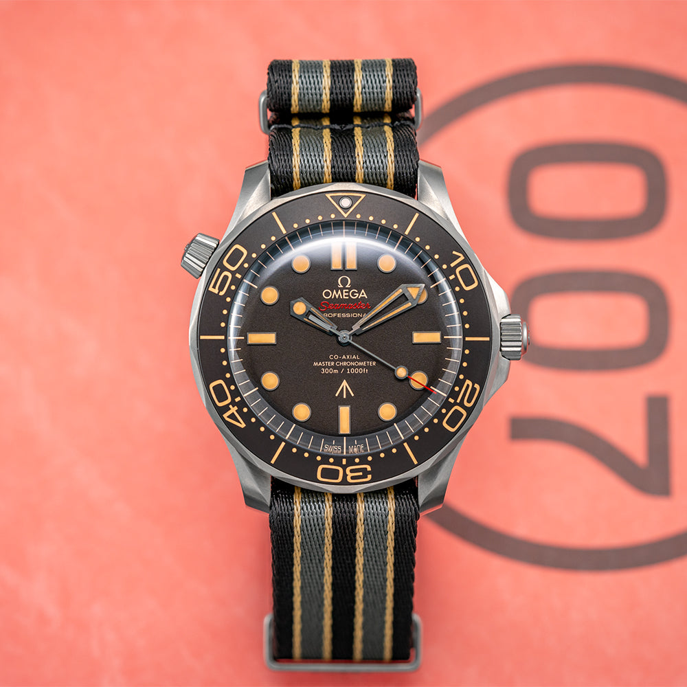 Seamaster Diver 300M Co-Axial Master Chronometer 42 mm - 007 Edition,  Strap