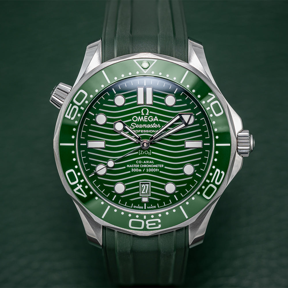 Seamaster Diver 300M Co-Axial Master Chronometer 42 mm - Green, Rubber Strap