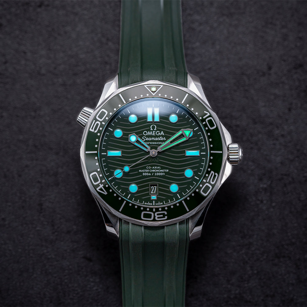 Seamaster Diver 300M Co-Axial Master Chronometer 42 mm - Green, Rubber Strap