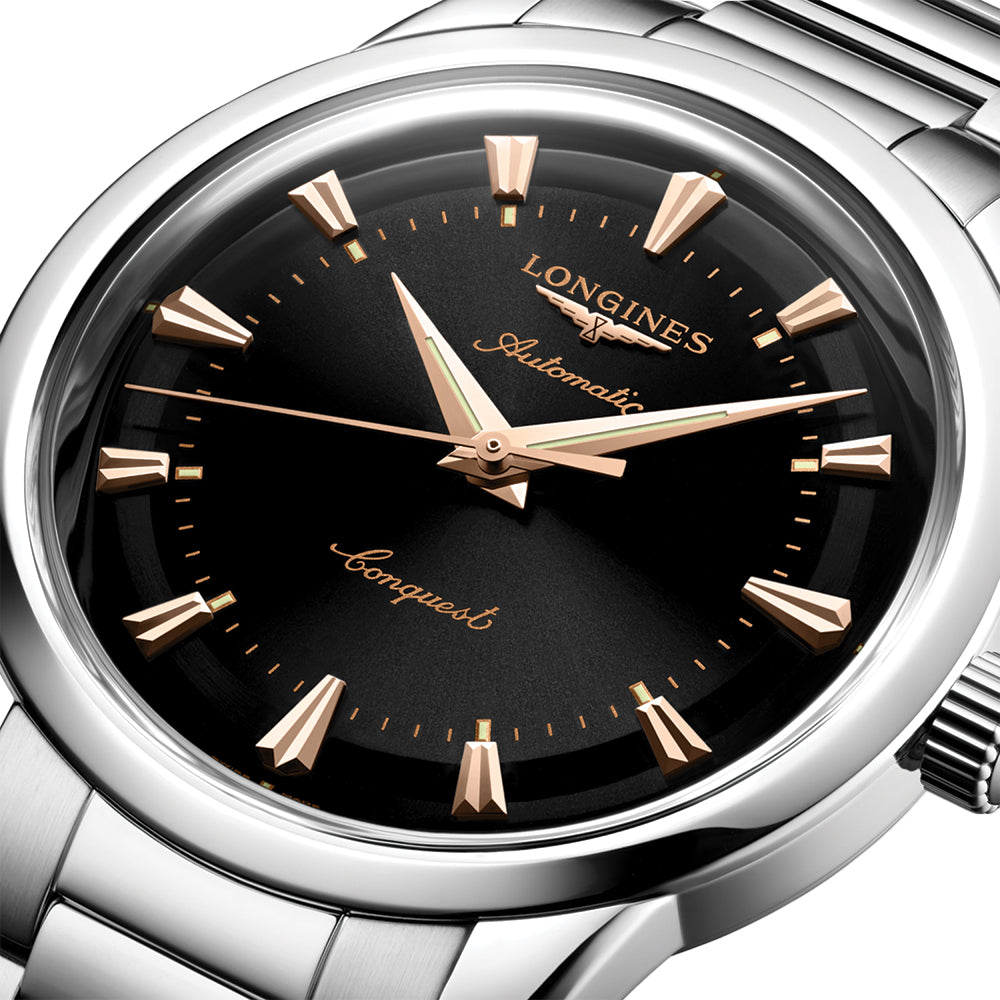 Conquest Heritage 40mm - Black on Bracelet