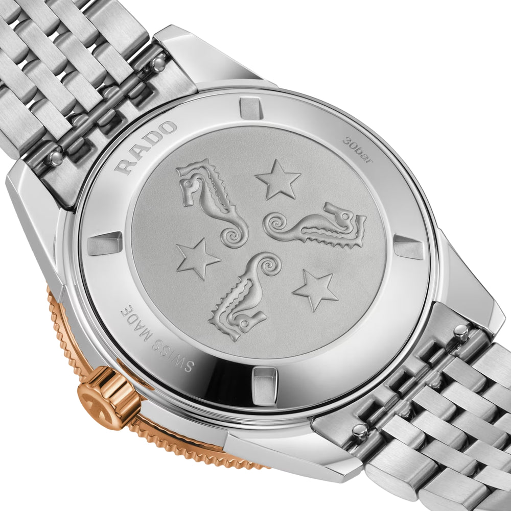 Captain Cook Automatic Bi-Color Rose Gold and Steel 39mm - Blue on Bracelet