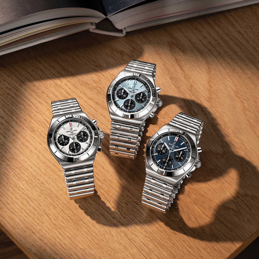 Chronomat B01 Automatic Panda Dial 42mm - Light Blue on Bracelet
