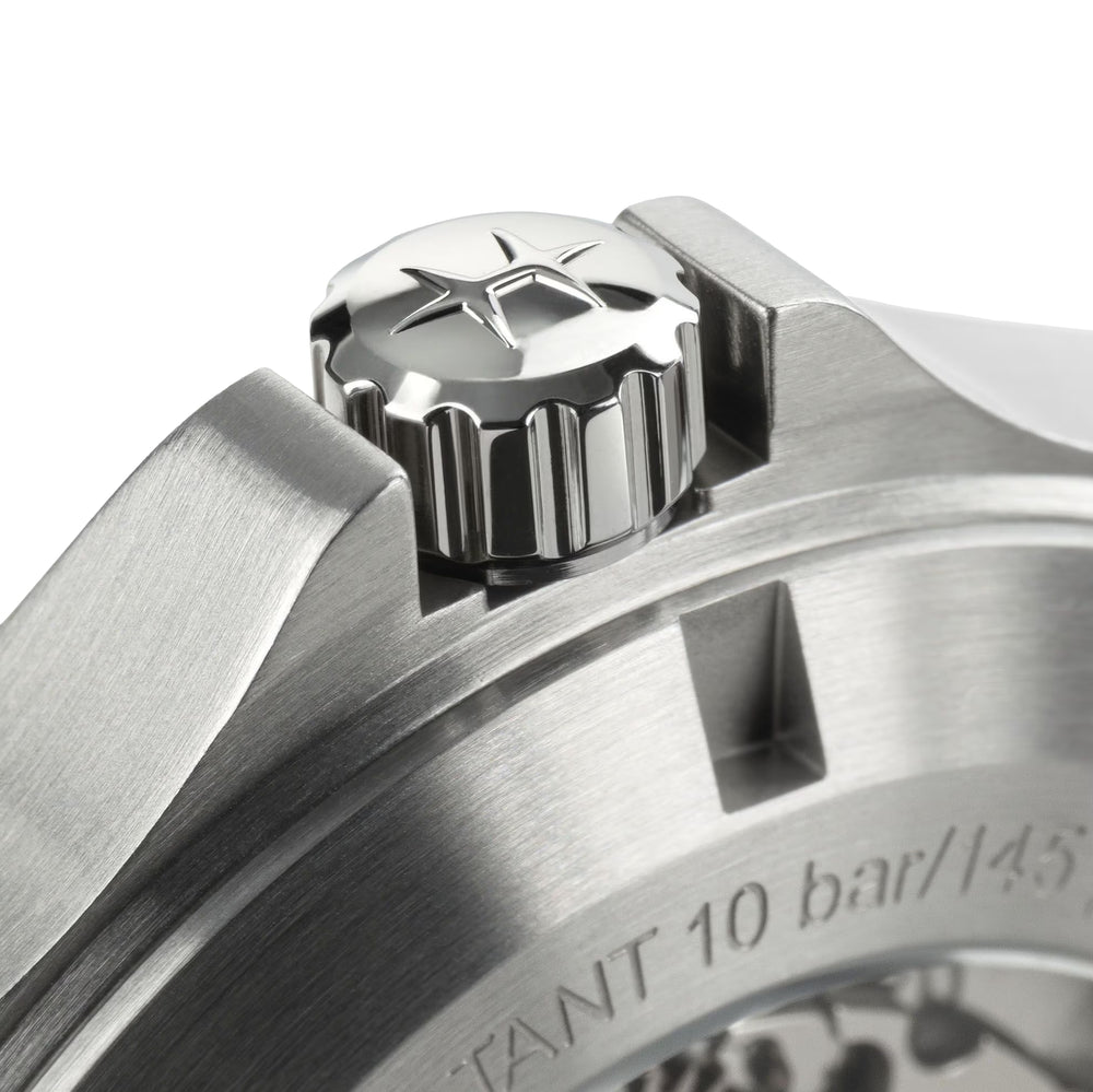 Khaki Field Auto 40mm - Black on Bracelet