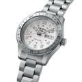 HDB007 5 Sports Field Series 41mm - White on Bracelet