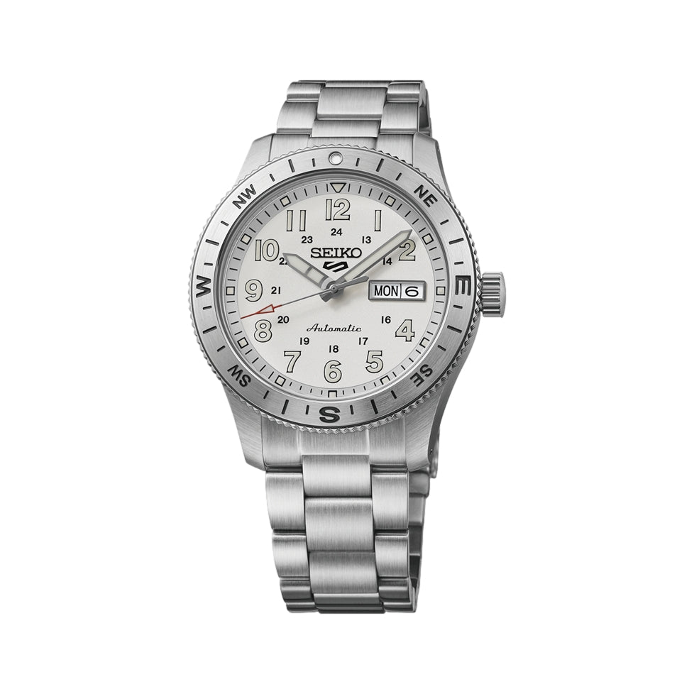HDB007 5 Sports Field Series 41mm - White on Bracelet