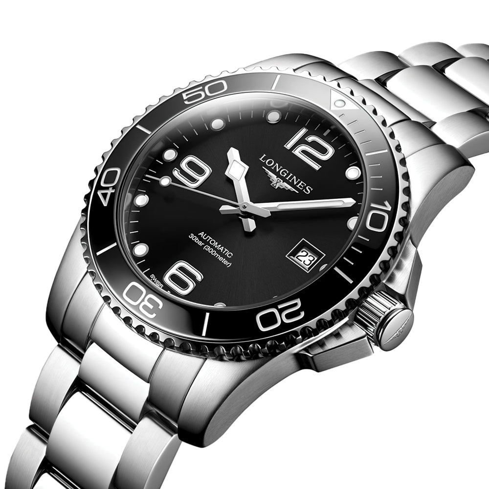 HydroConquest 41mm - Black on Bracelet