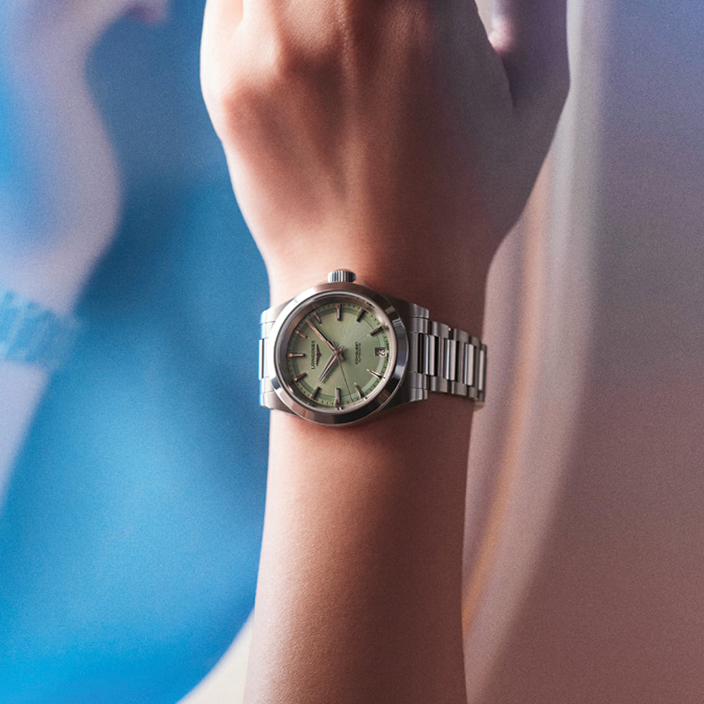 Conquest 34mm - Sunray Green on Bracelet