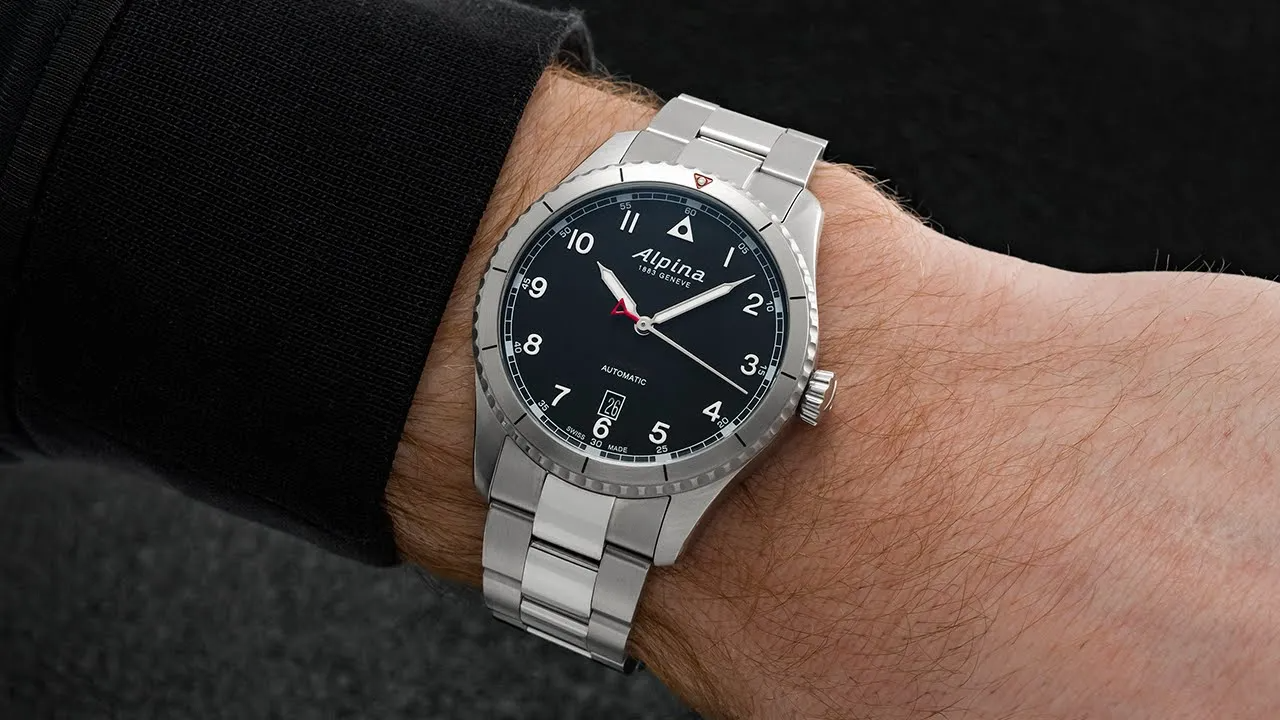 A Modern Swiss Pilot’s Watch With Wearable Dimensions - Alpina Startimer Pilot Automatic 41mm