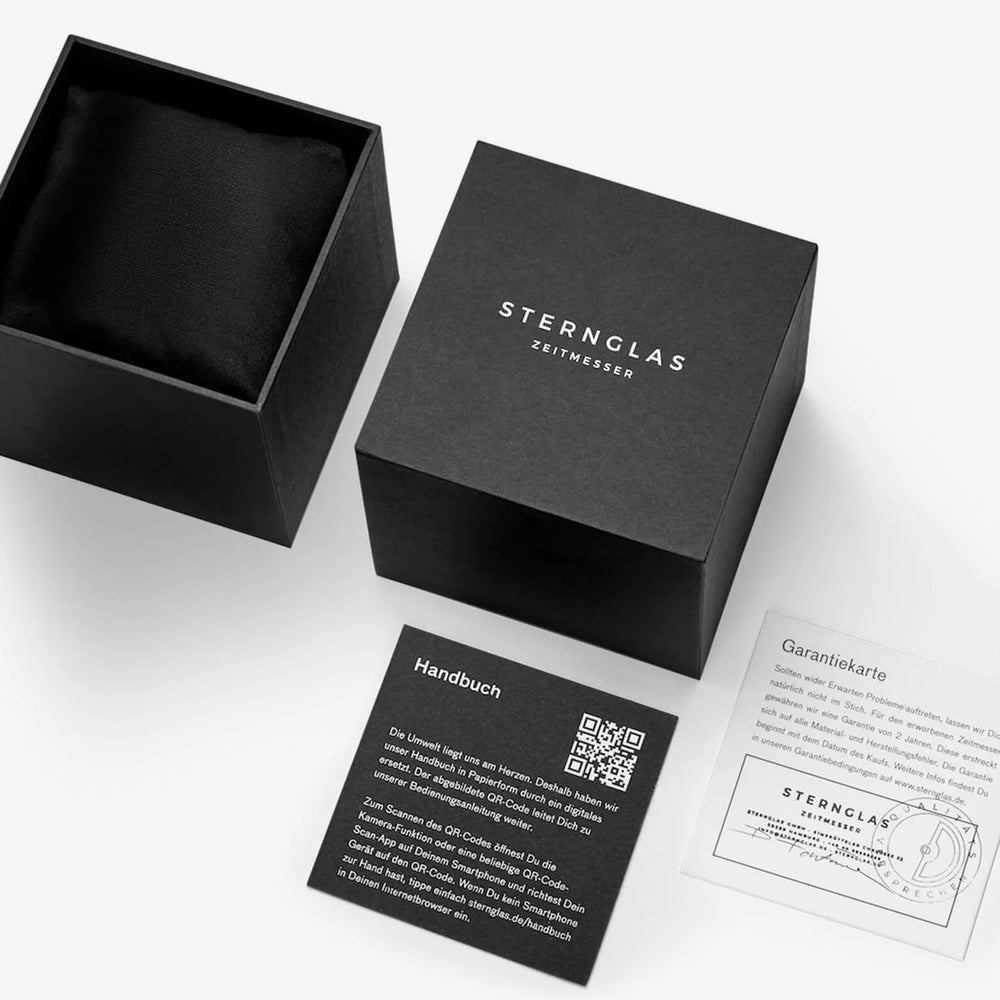 Naos XS Quartz Rose Gold PVD 33mm - White on Bracelet