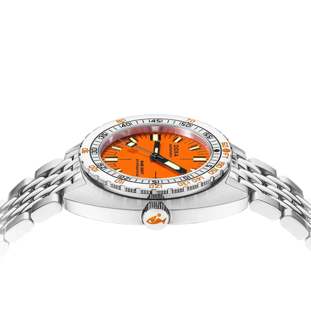 SUB 200T Professional 39mm - Orange on Bracelet