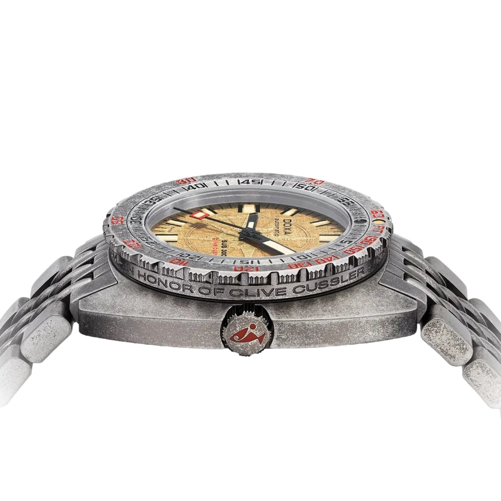SUB 300T Clive Cussler 42.5mm - Brown on Bracelet