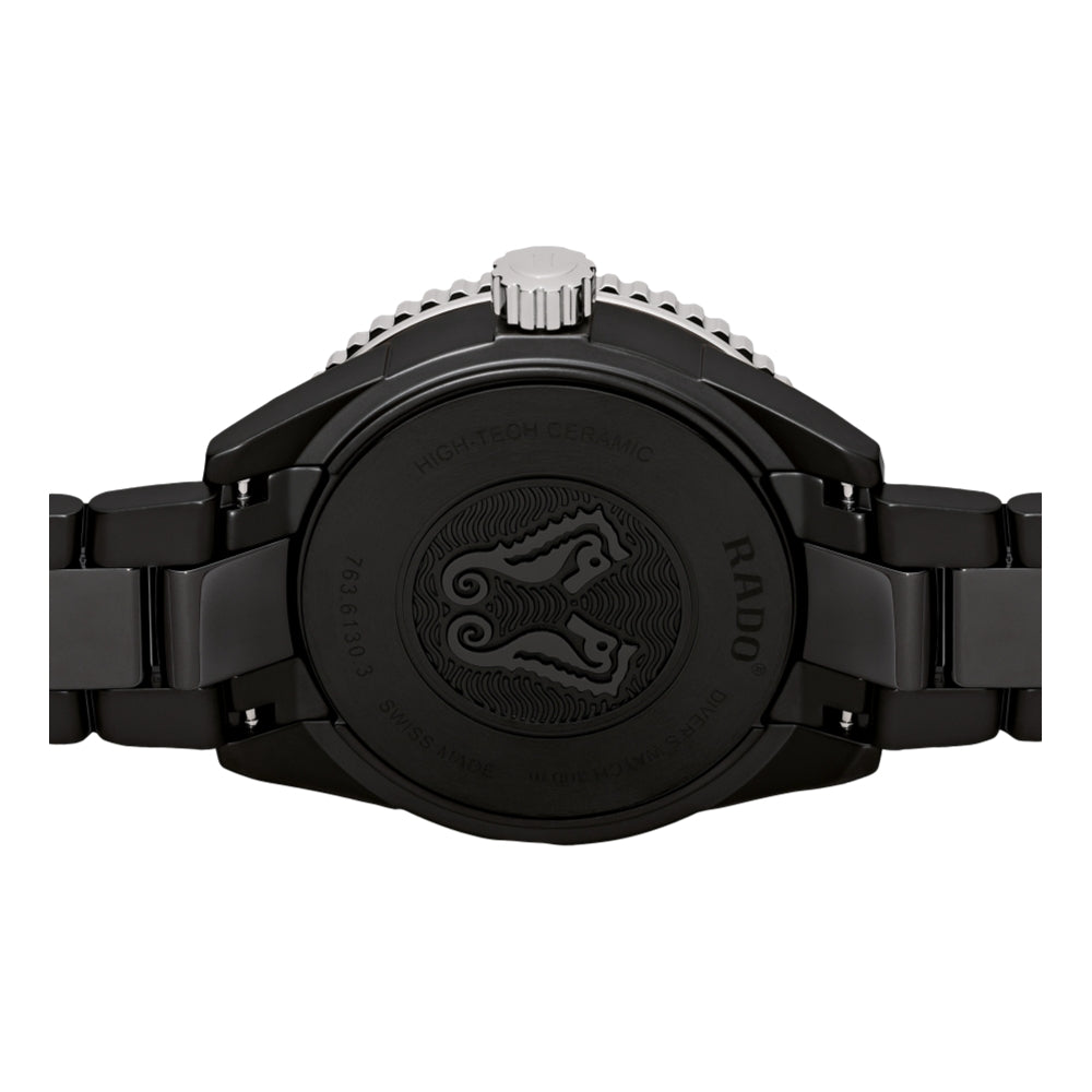 Captain Cook High-Tech Ceramic Diver Black Dial on Bracelet